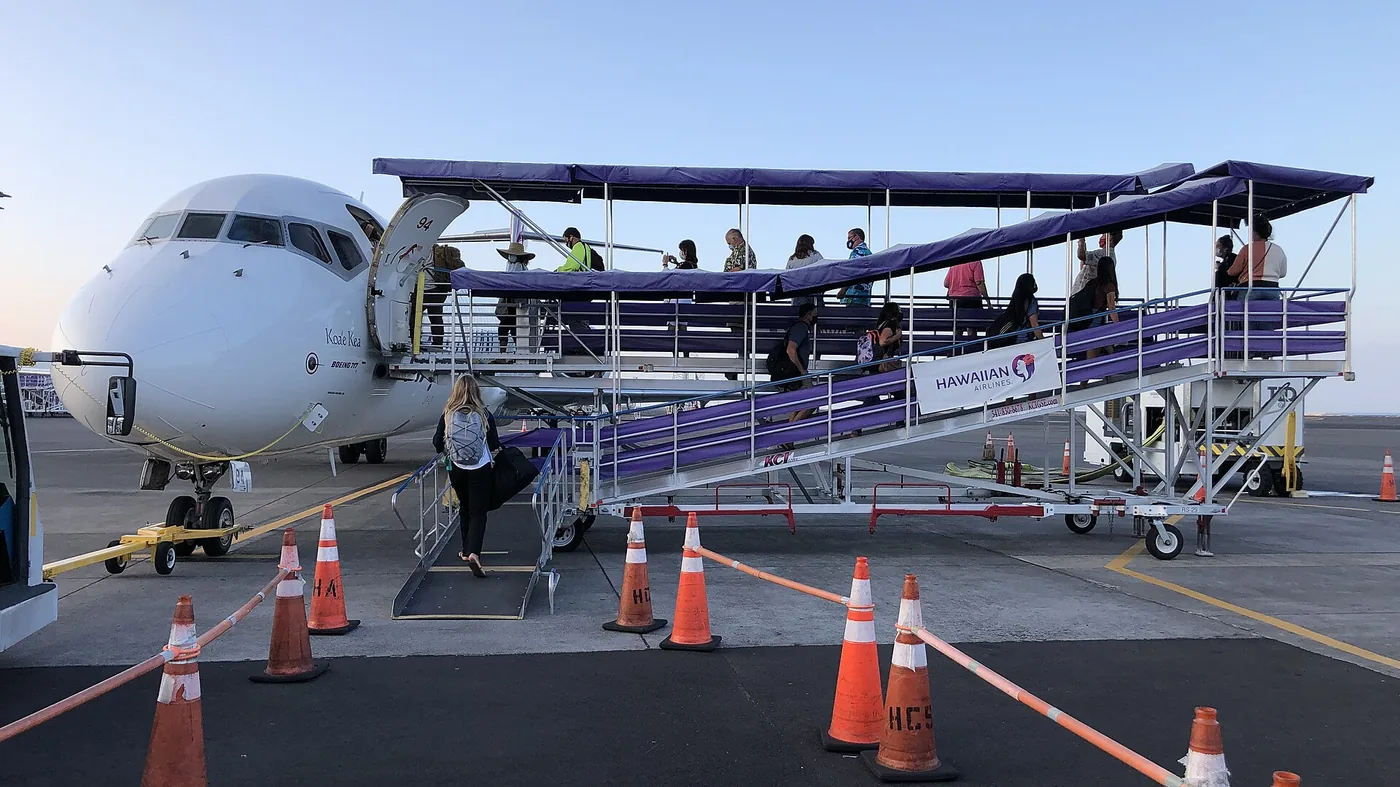 Why boarding on flights is so slow - and the boarding strategies that actually work